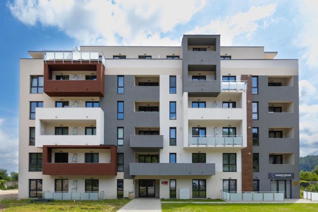 Dominic Apartments Segesvár Kültér fotó